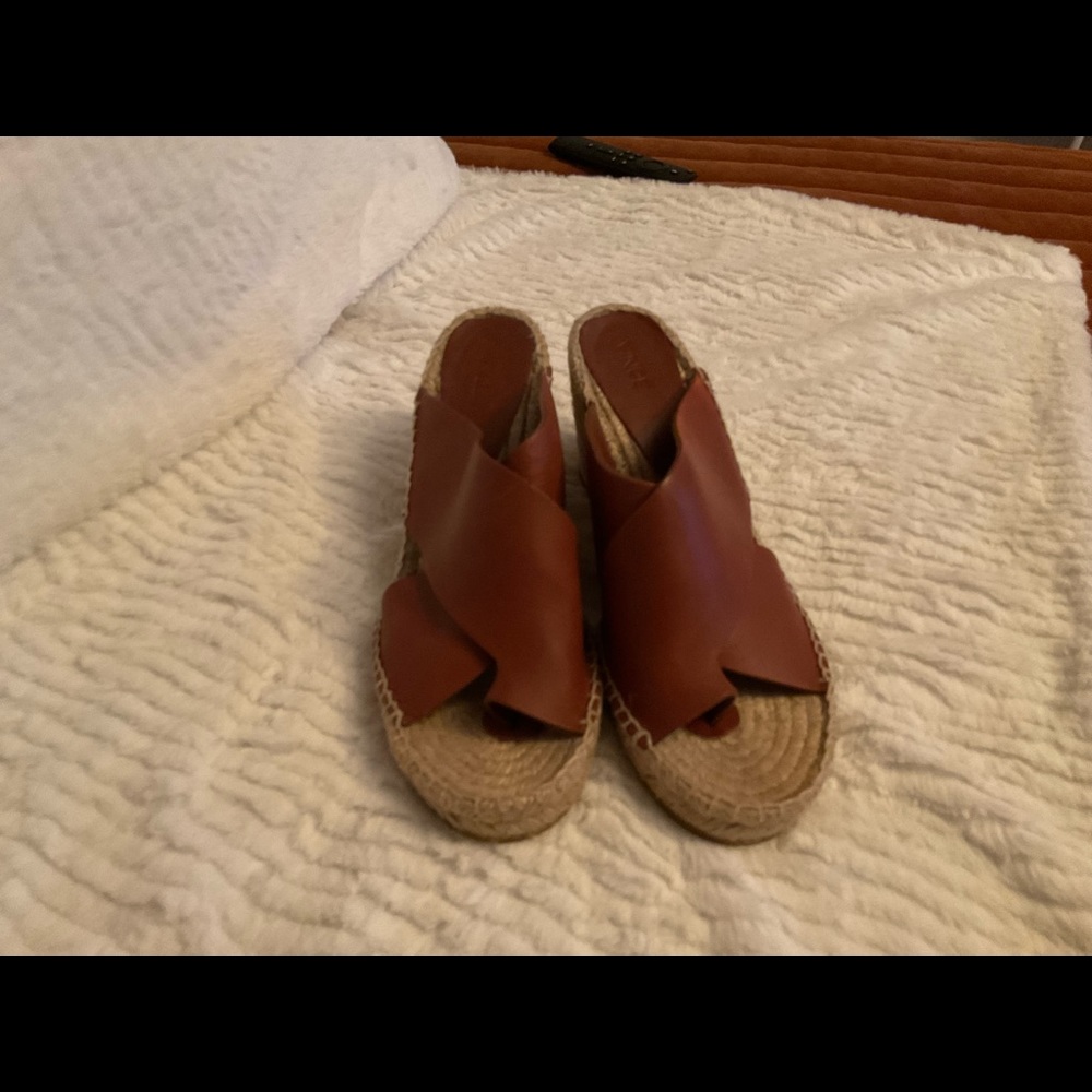 Vince, Brown sandals size 9